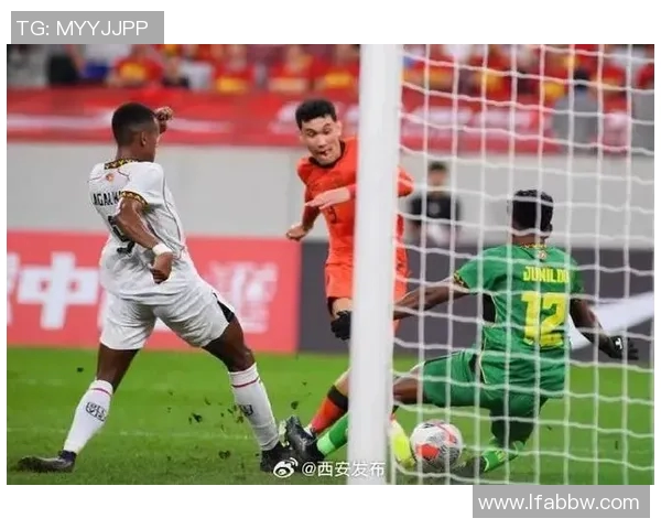 西安足球队的节奏揭秘：激情与梦想交织的绿茵传奇