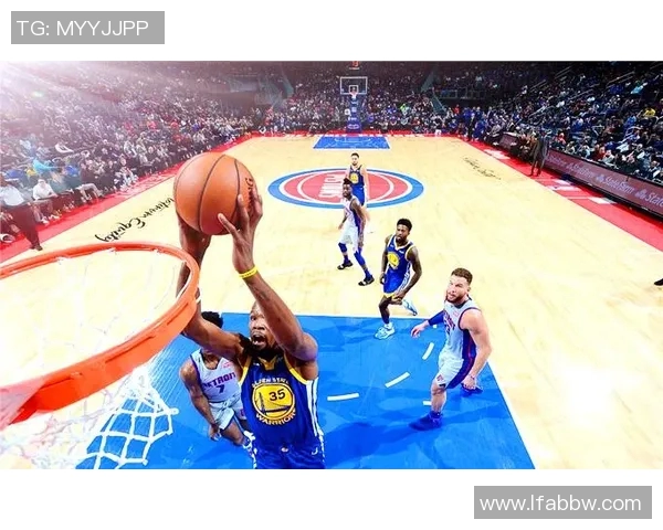 重庆篮球队在最新状态排行榜中荣登第七名展现出强劲实力与潜力