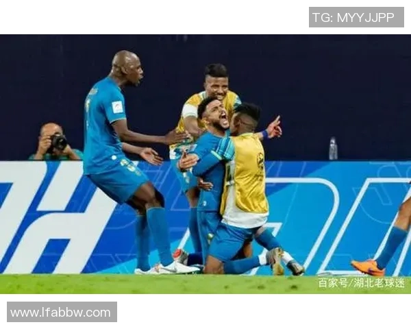 利雅得希拉尔与德黑兰独立的巅峰对决揭示亚洲足球新格局