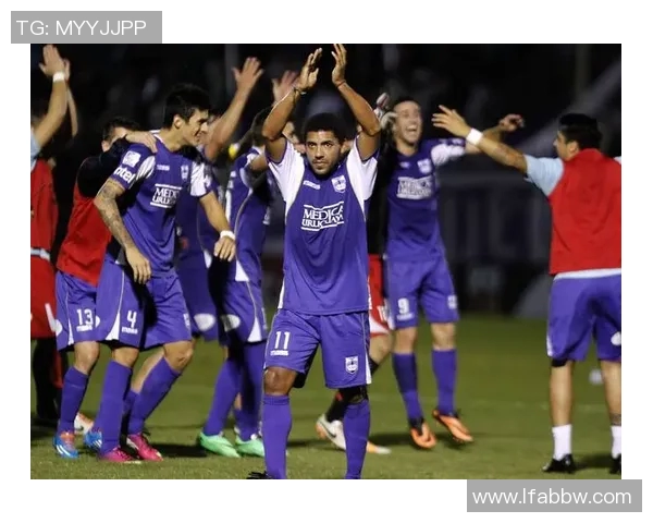 捍卫者竞技与基多体育激战正酣谁能在这场较量中笑到最后