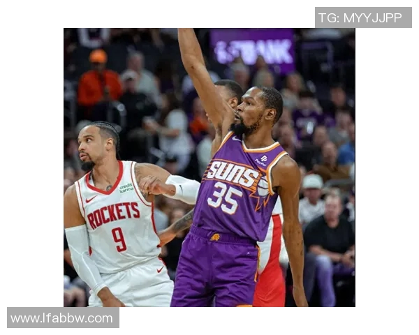 火箭队与奇才队激战正酣CCAV5全程直播精彩瞬间不容错过