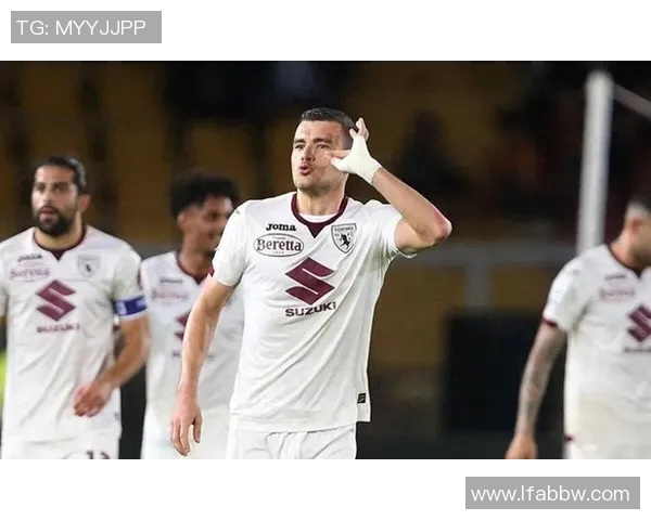 都灵主场迎战弗罗西诺内争夺意甲宝贵三分的激烈对决