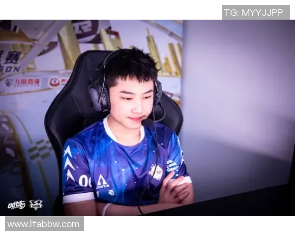 高校联赛最新积分榜RNG强势领跑积分达到80分展现冠军实力MBA