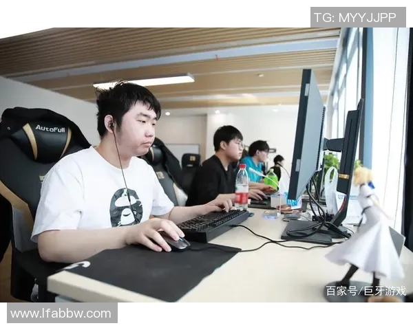 热议DOTA2RNG战队配合策略的创新与变革分析